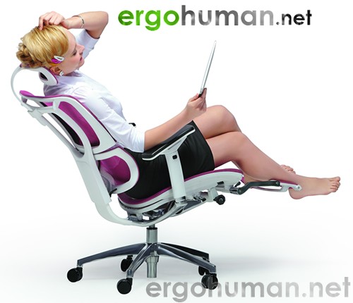 Mirus Mesh Office chair with Leg Rest